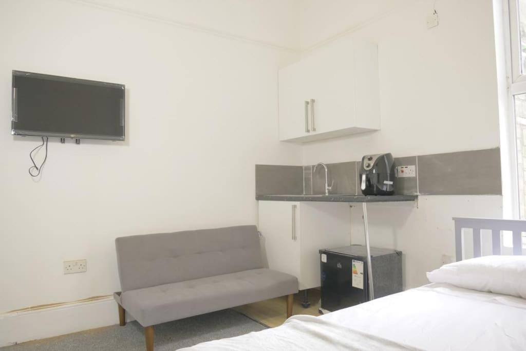 Discover Your Cozy Haven A Perfect Studio Getaway Leamington Spa Kültér fotó